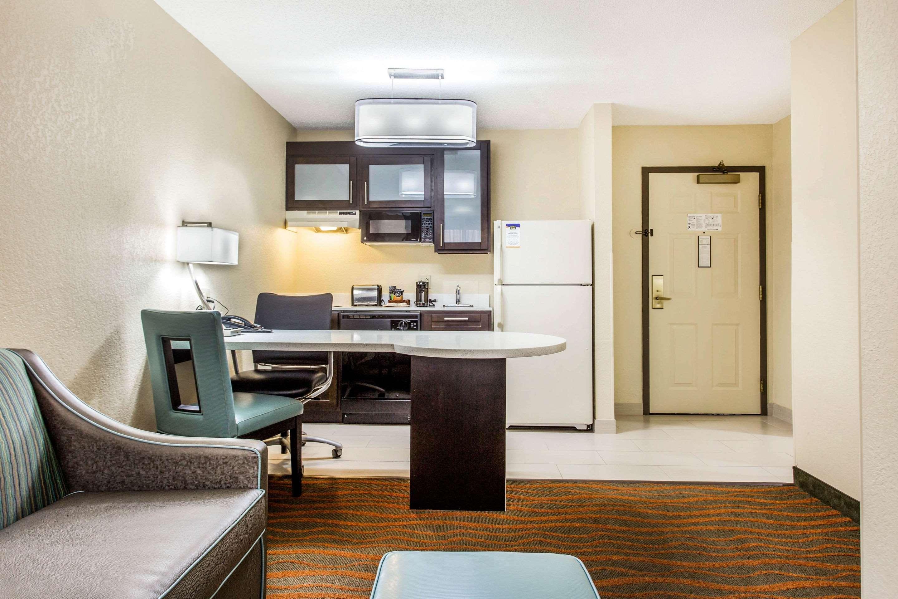 Mainstay Suites Greenville Airport Greer Zewnętrze zdjęcie